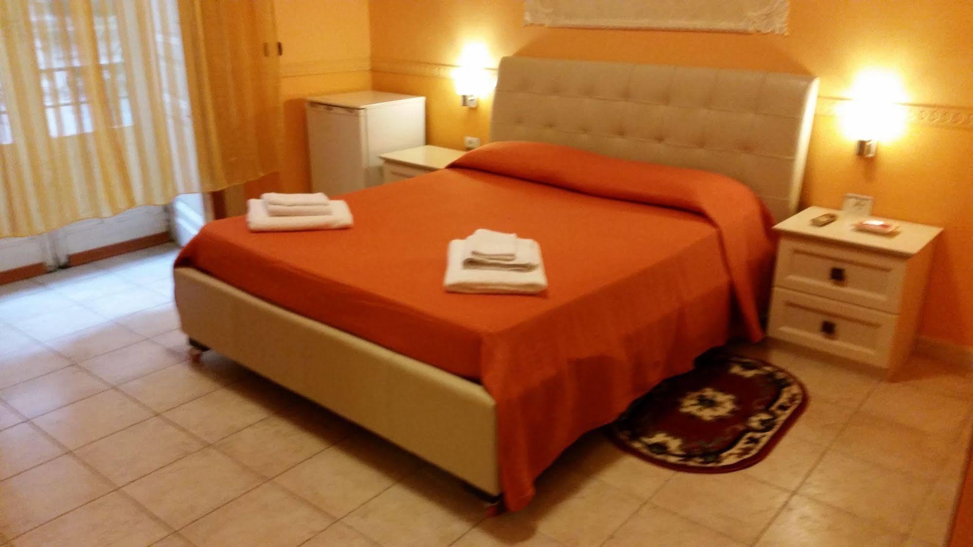 Hotel Gorizia Catánia Buitenkant foto